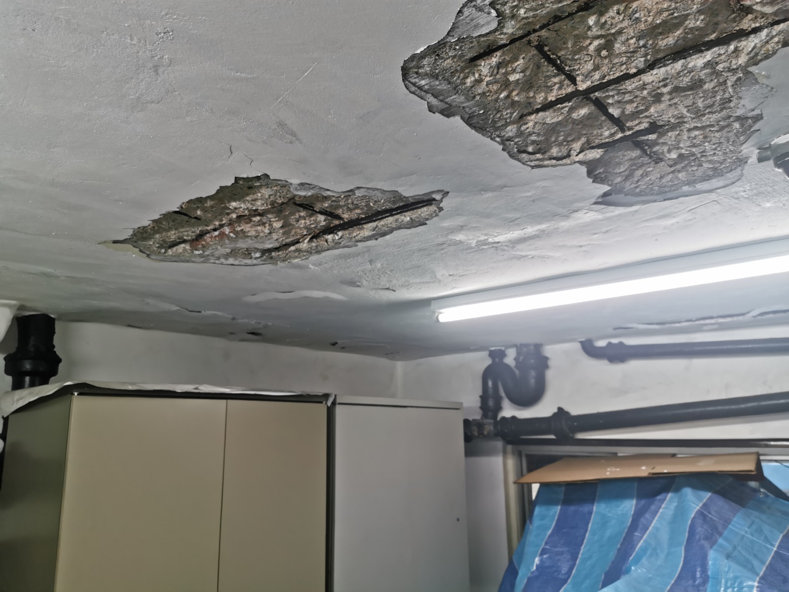 Spalling concrete repair - during work 1
